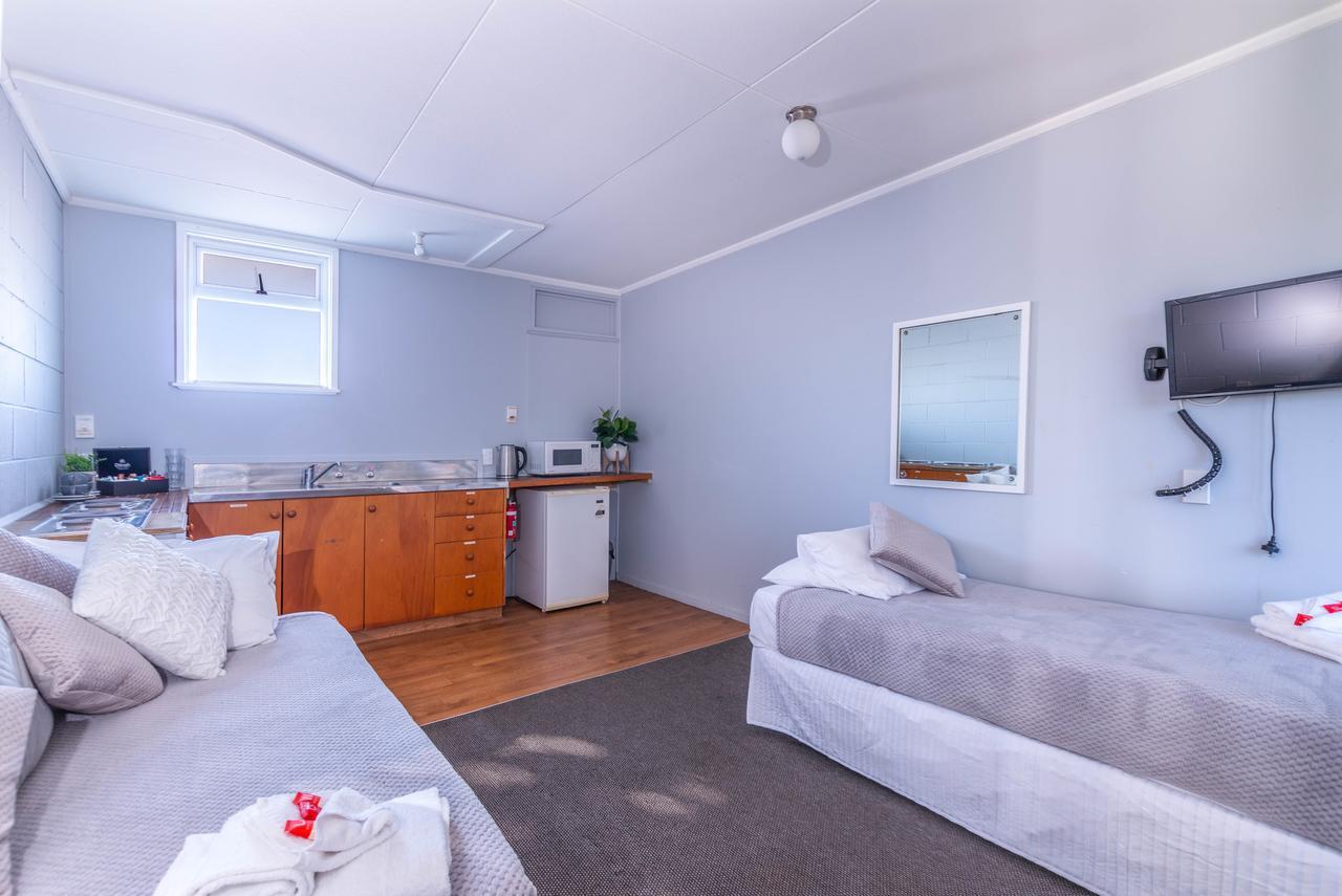 Waihi Beach Hotel מראה חיצוני תמונה